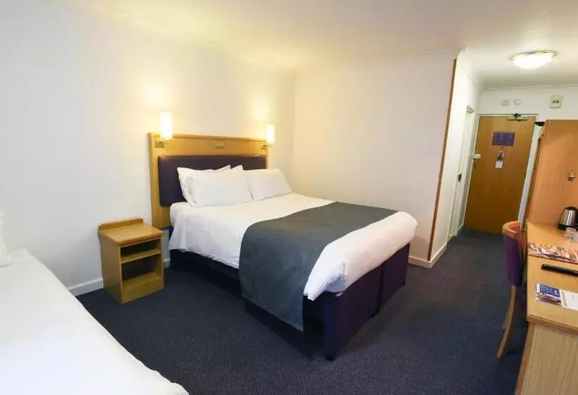 Hotelli Royal Oak By Greene King Inns