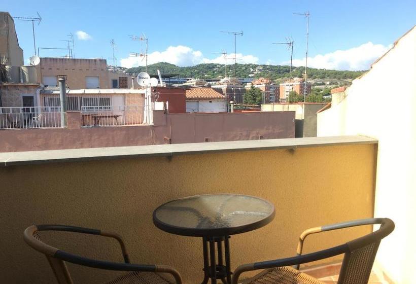 پانسیون Alojamiento Mataro Parc