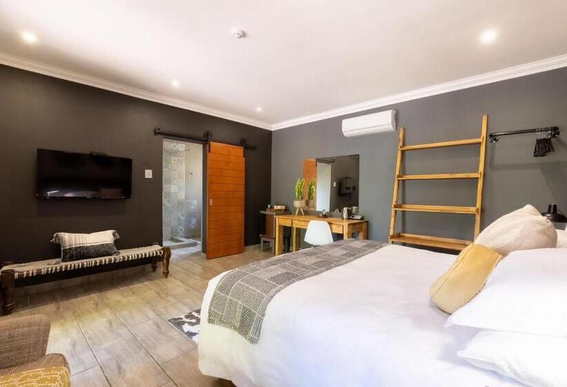 פנסיון Lowveld Living Guesthouse