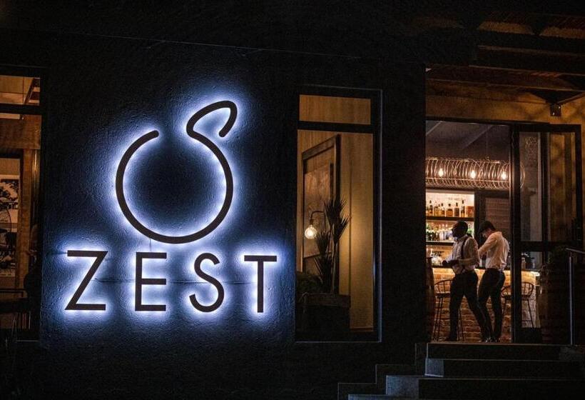 פנסיון Lowveld Living Guesthouse