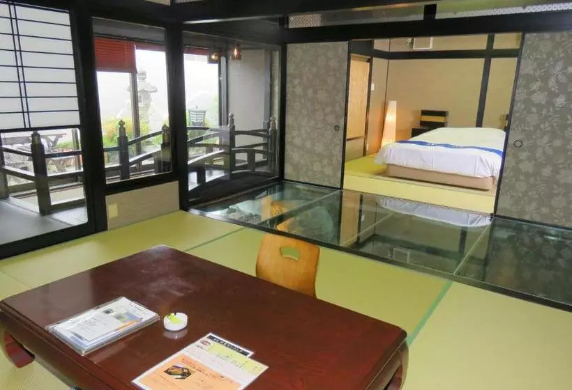 Hotelli Grand Villa