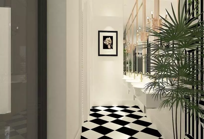 Le Embassy Hotel Georgetown