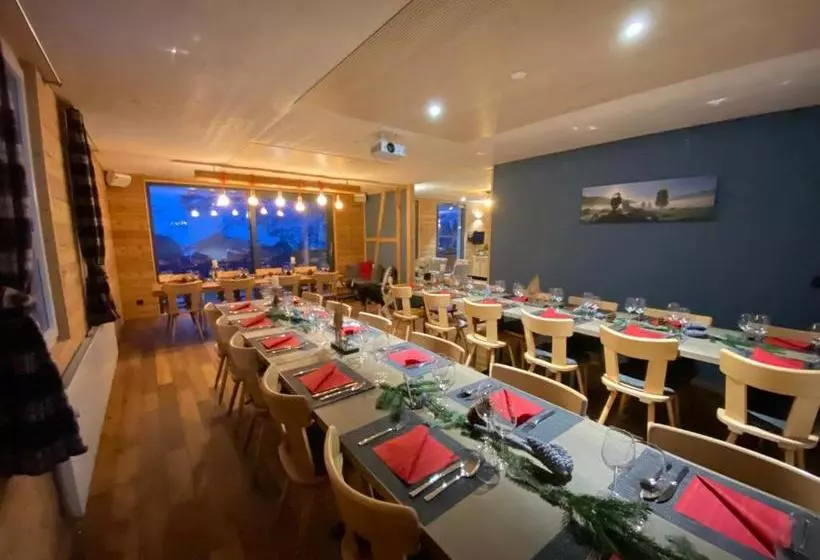 ホテル Berggasthaus Eggberge