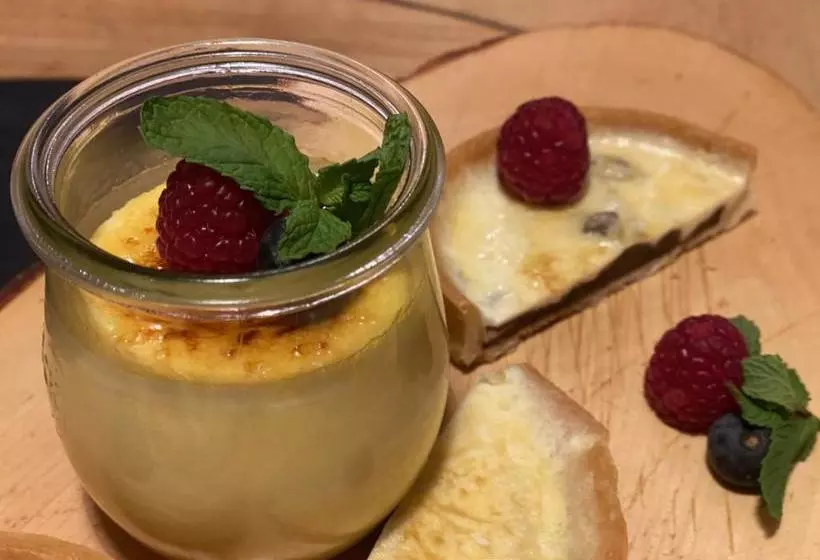 ホテル Berggasthaus Eggberge