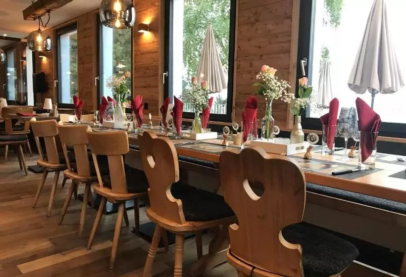 ホテル Berggasthaus Eggberge