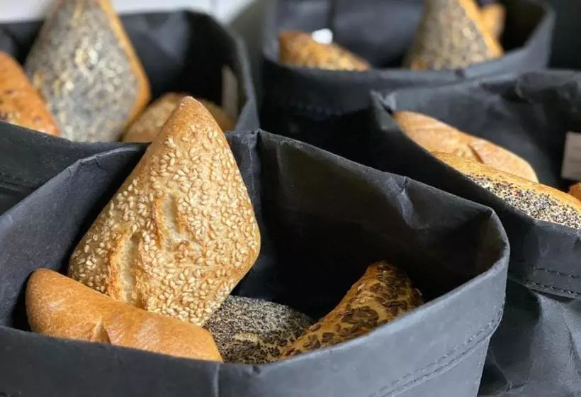 ホテル Berggasthaus Eggberge