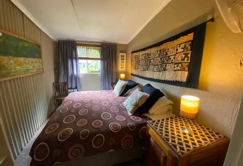 Majatalo Bohemian Garden Cottages