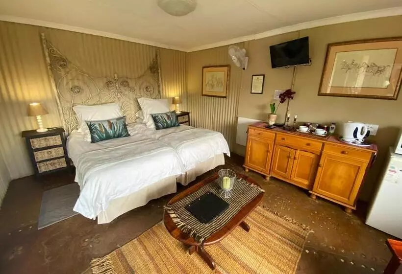 Majatalo Bohemian Garden Cottages