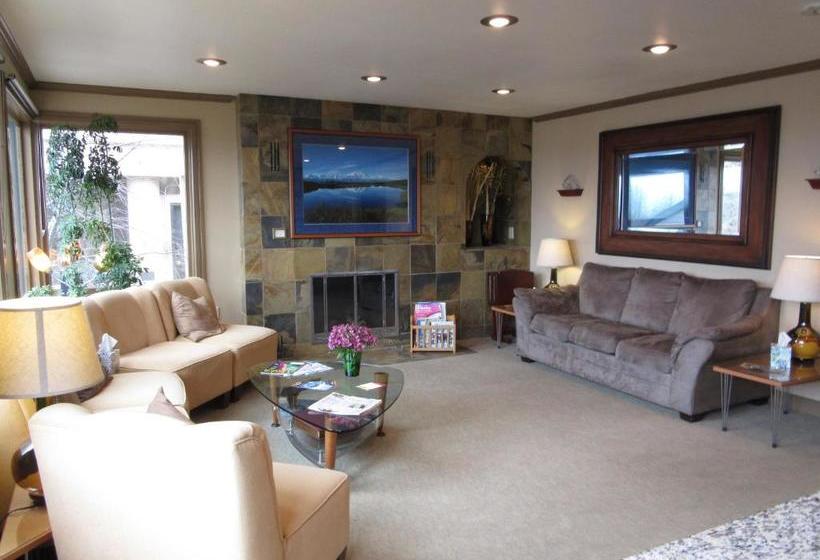 مبيت وإفطار Copper Whale Inn