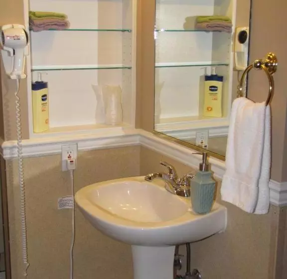 ベッドアンドブレックファースト Copper Whale Inn