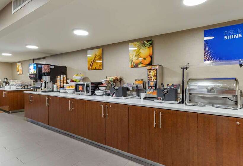 Отель Comfort Inn Charlotte Airport Uptown