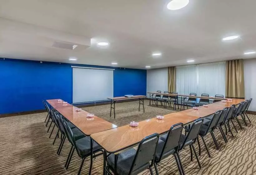 酒店 Comfort Inn Charlotte Airport Uptown