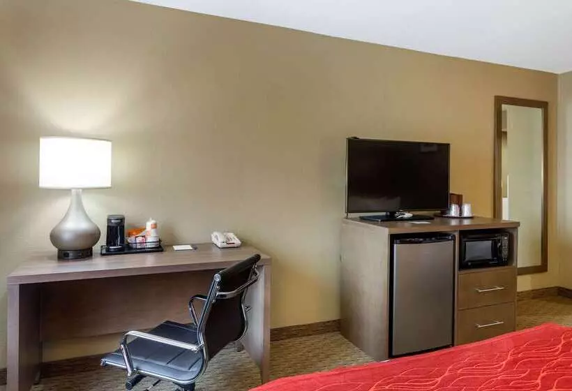 فندق Comfort Inn Marshall Station