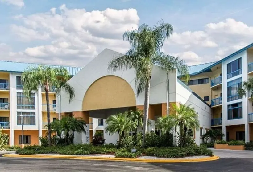 هتل Comfort Inn Naples East I75