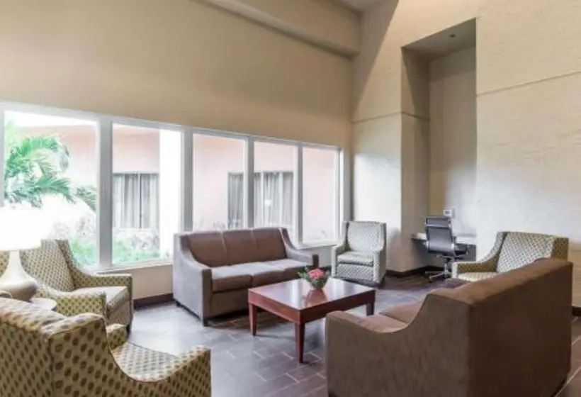 هتل Comfort Inn Naples East I75