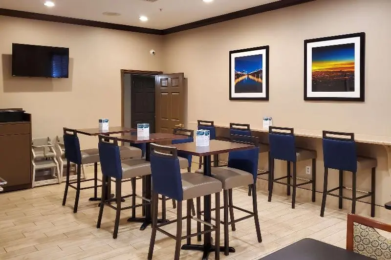 Hotelli Comfort Inn & Suites Tempe Phoenix Sky Harbor Airport