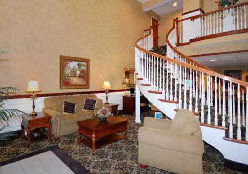 호텔 Comfort Suites Airport Columbus