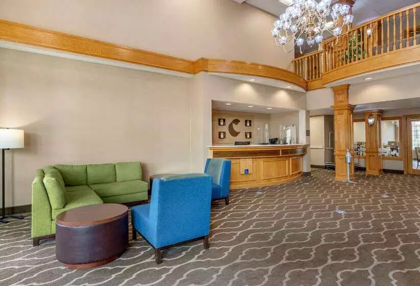 هتل Comfort Suites Salem