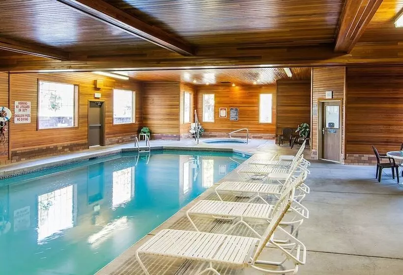 هتل Comfort Suites Salem