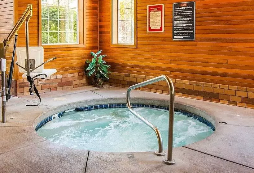 هتل Comfort Suites Salem