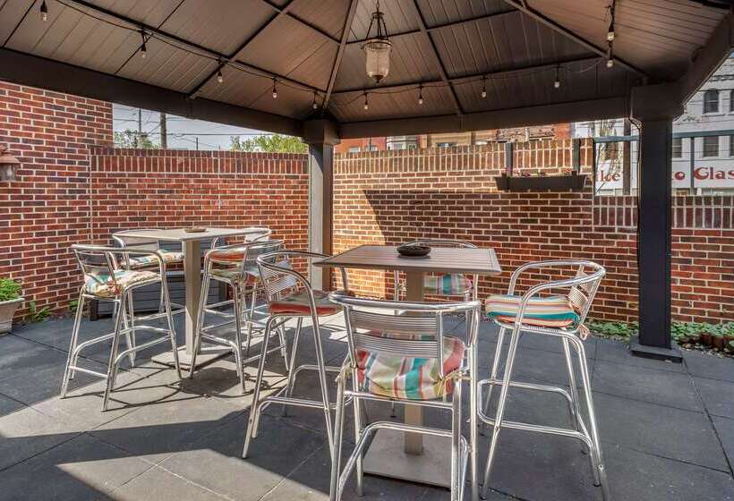 Szálloda Comfort Suites Bethlehem Near Lehigh University And Lvi Airport