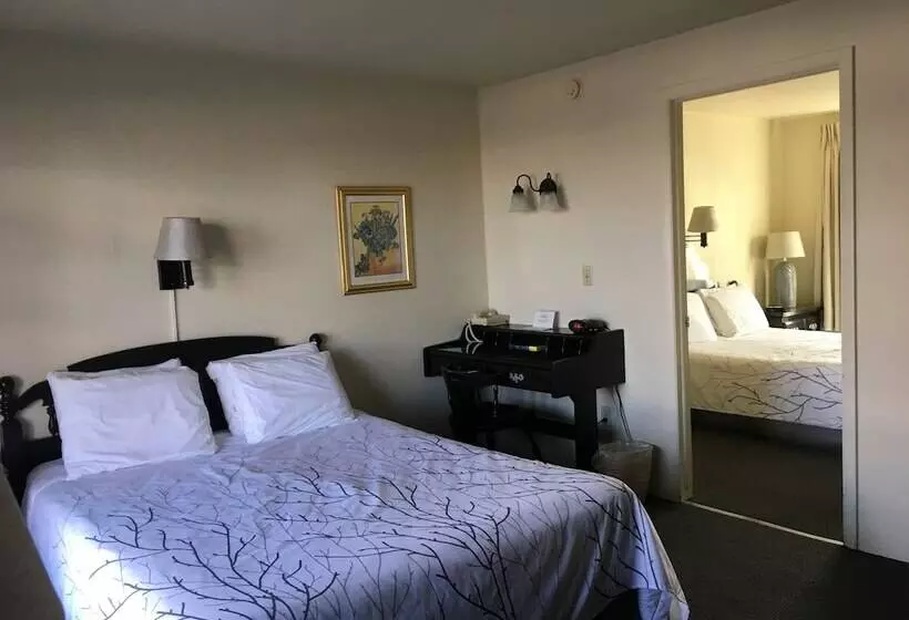 Отель Continental Inn