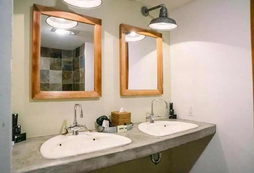 Hotelli Costanoa Lodge And Camp