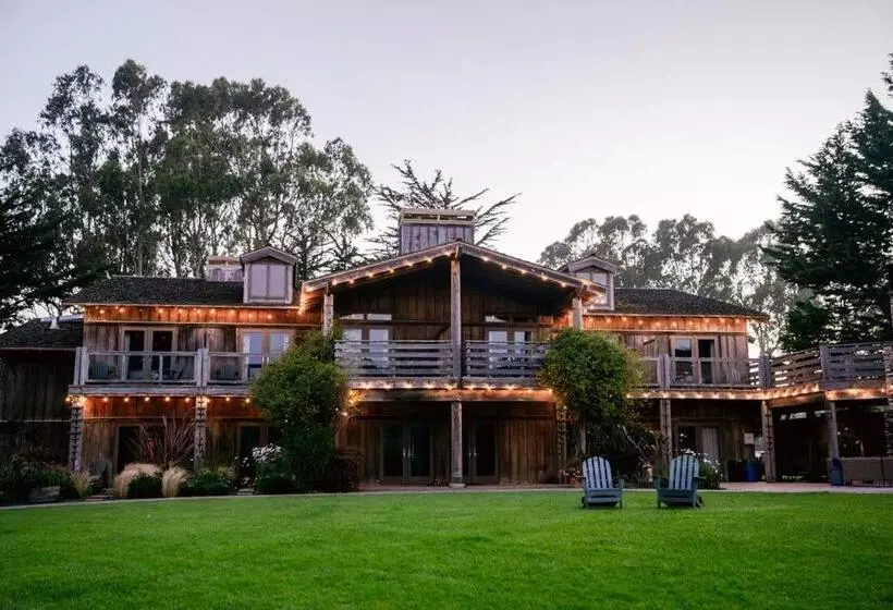 Hotelli Costanoa Lodge And Camp