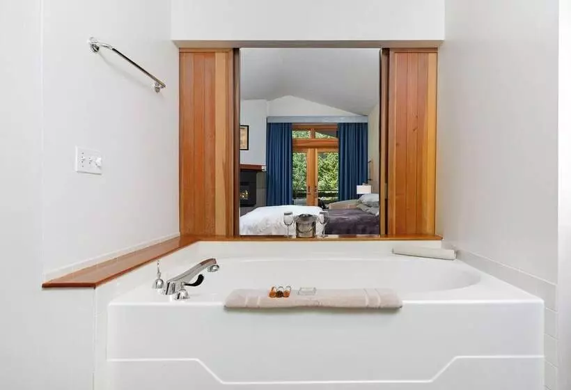 Hotelli Costanoa Lodge And Camp