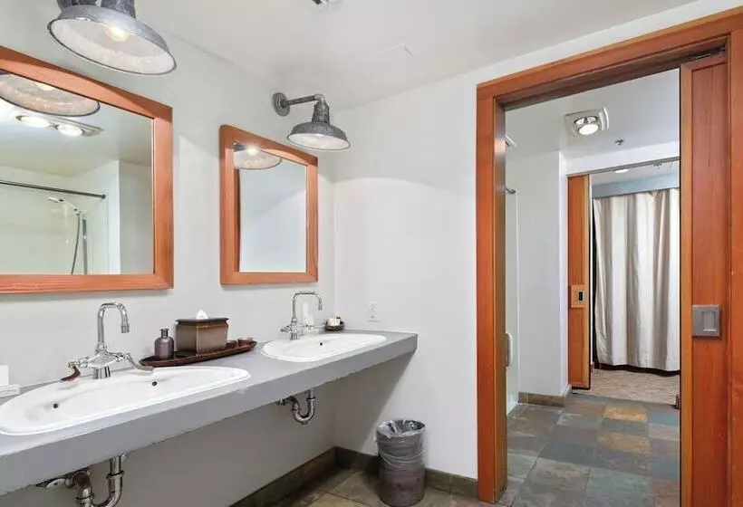 Hotelli Costanoa Lodge And Camp