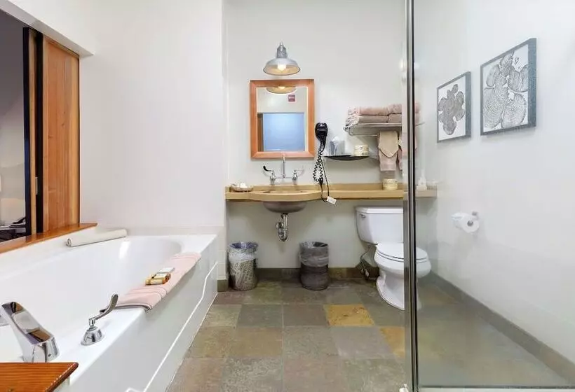 Hotelli Costanoa Lodge And Camp