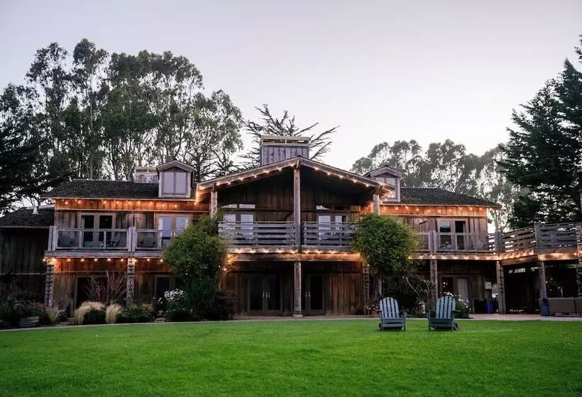 Hotelli Costanoa Lodge And Camp