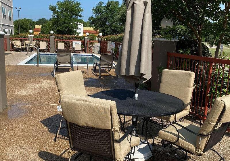 هتل Country Inn & Suites By Radisson, Fort Worth, Tx