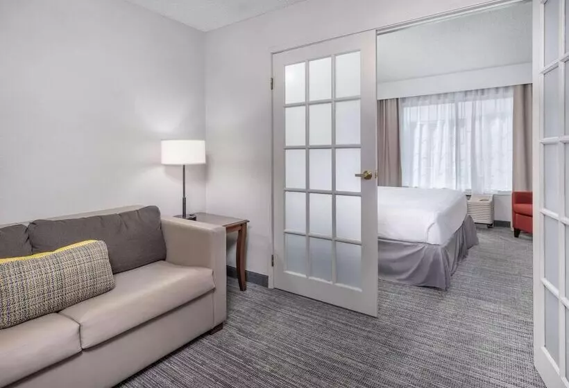 Hotel Country Inn & Suites By Radisson, Toledo, Oh