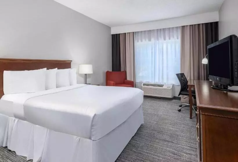 Hotel Country Inn & Suites By Radisson, Toledo, Oh