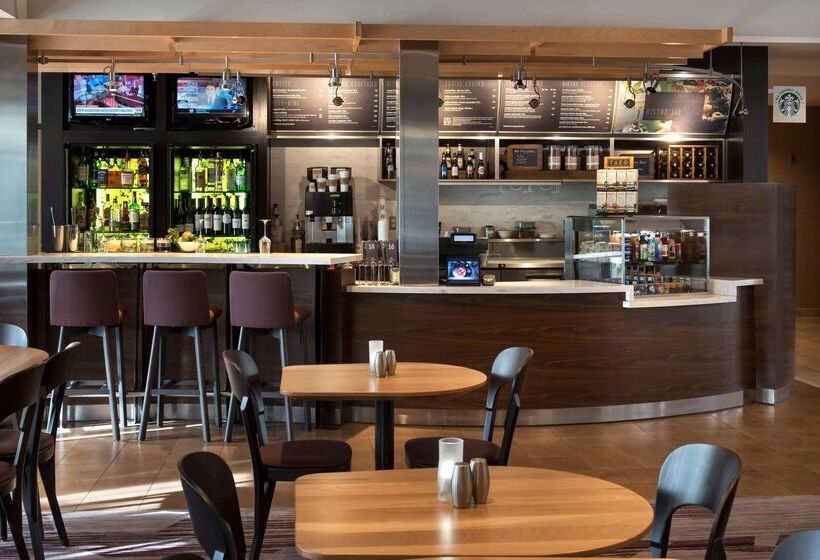 ホテル Sonesta Select Boston Milford