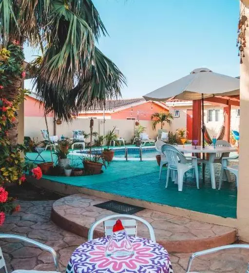 پانسیون Courtesy Apartments Aruba