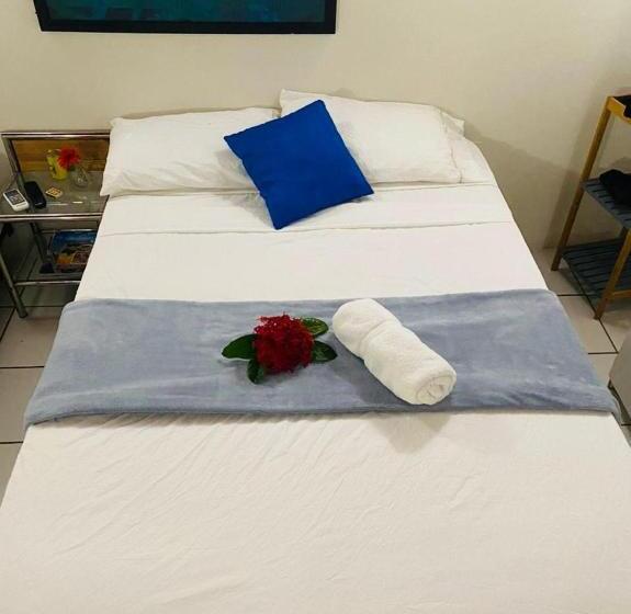 پانسیون Courtesy Apartments Aruba