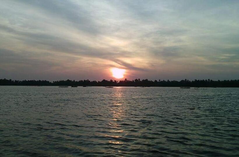 ベッドアンドブレックファースト Air Port 5 Minutes Super Clean Upul