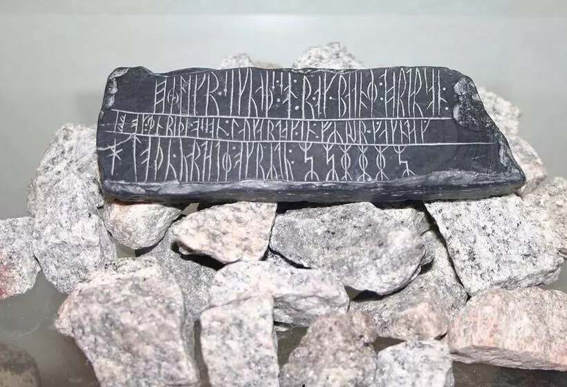 هتل Café De Upernavik