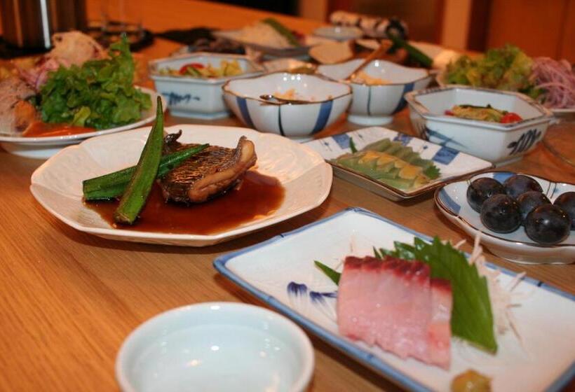 بنسيون Yakunoyado Taguchi