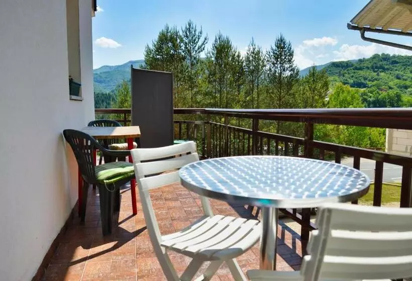 هاستل Guesthouse Marivo
