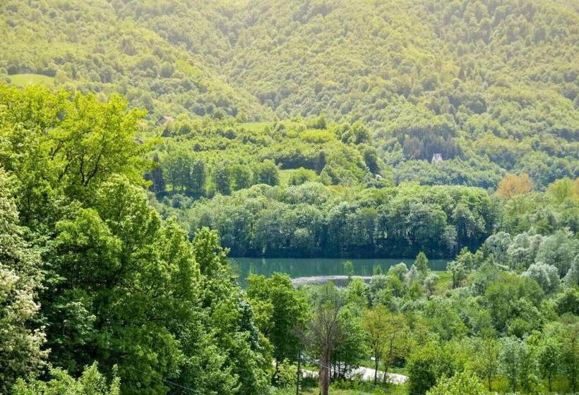 هاستل Guesthouse Marivo