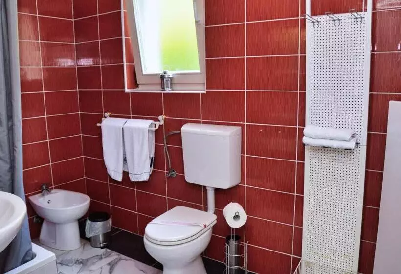هاستل Guesthouse Marivo
