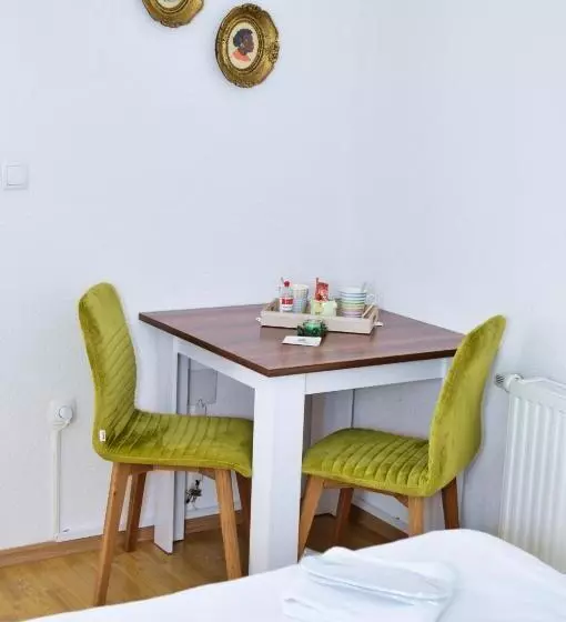 هاستل Guesthouse Marivo
