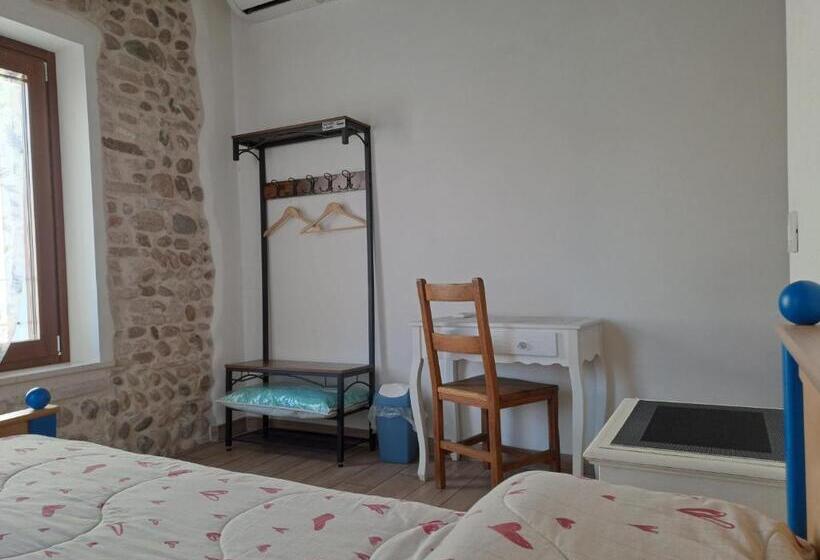 הוסטל La Cantinetta