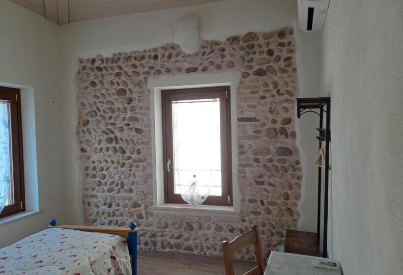 הוסטל La Cantinetta