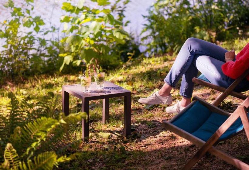 Отель La Cascade