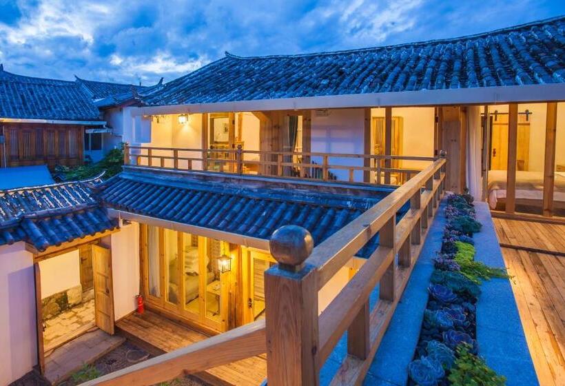 بنسيون Eden Court