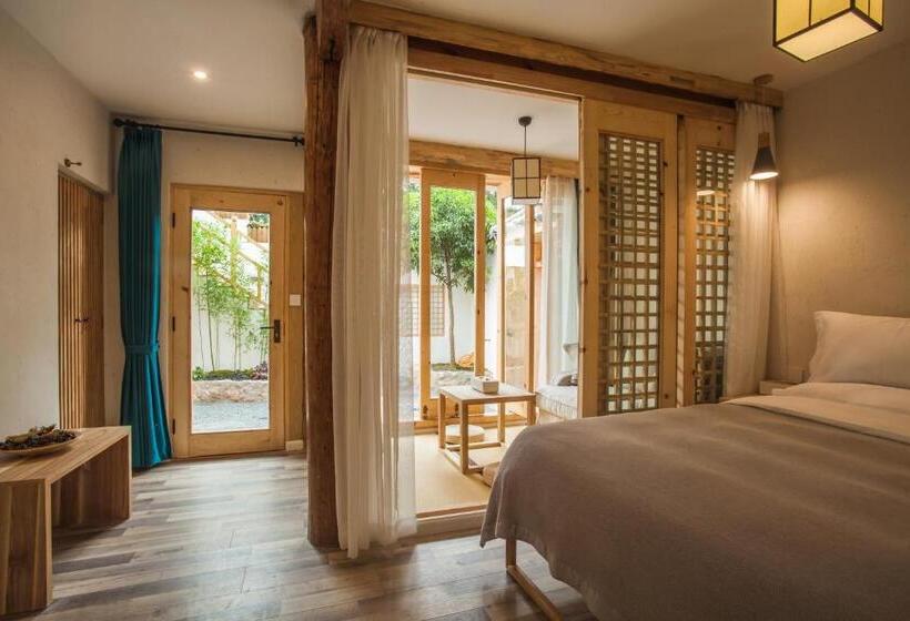 بنسيون Eden Court